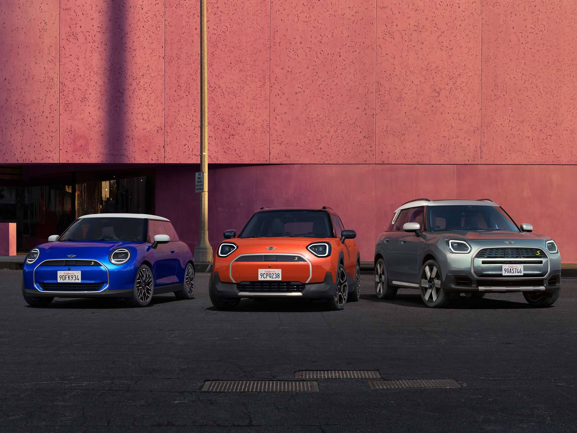 MINI Aceman 100% eléctrico - espacio y versatilidad - llegada